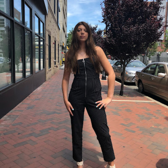 Meet your Posher, Kimberly - Picture 1 of 1